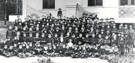 Constance Markievicz with members of Fianna Éireann