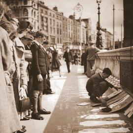 Artwork on O’Connell Bridge, Dublin